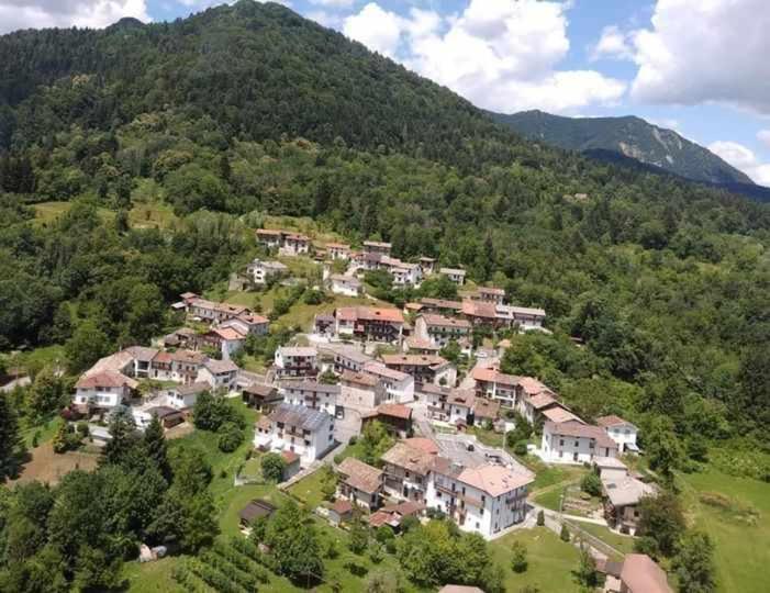 Casa Vacanze Il Bearc Feltrone Exterior photo